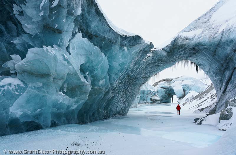 image of Kaparoqtalik ice arch 2