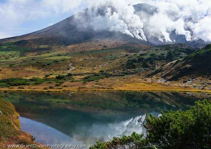 image of Daisetsuzan volcano & lake