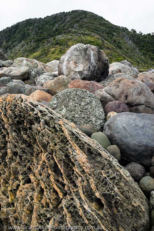 image of Long Point boulders 