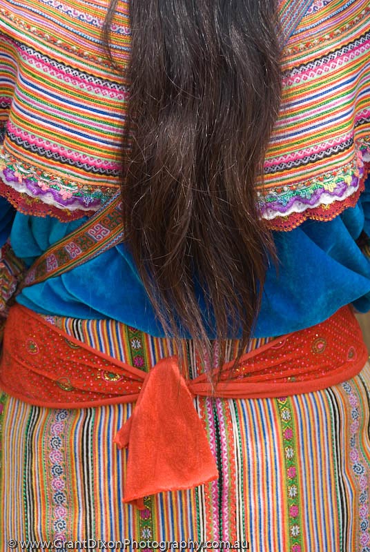 image of Hmong girl clothing
