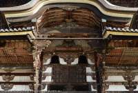 Architectural detail above entrance of Daibutsu-den hall at Todai-ji temple (the largest wooden building in the world), Nara-koen, Nara, Japan.