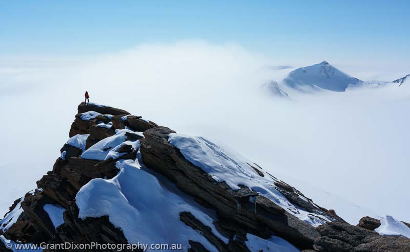 image of Bylot misty summits
