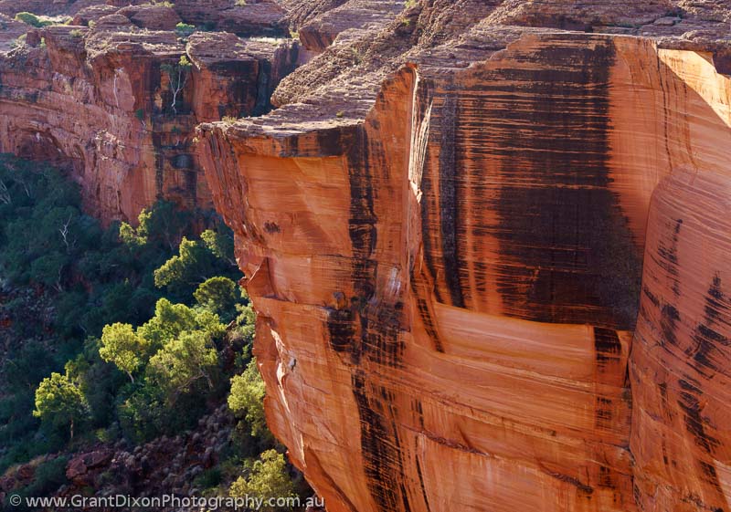image of Kings Canyon cliffs 2