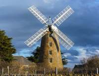AUSTRALIA, Tasmania, Oatlands. Callington Mill, built 1837, restored & operational, producing its own flour.