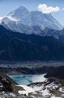 NEPAL. Mt Everest (8848m), Ngozumpa Glacier & Dudh Pokhari (3rd lake) from Renjo La, Gokyo (Dudh Khosi) valley, Sagamartha National Park.